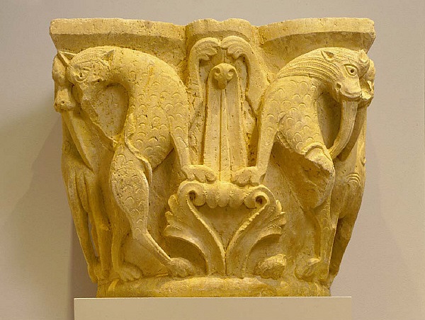 Chapiteau avec des animaux, début du 12e siècle